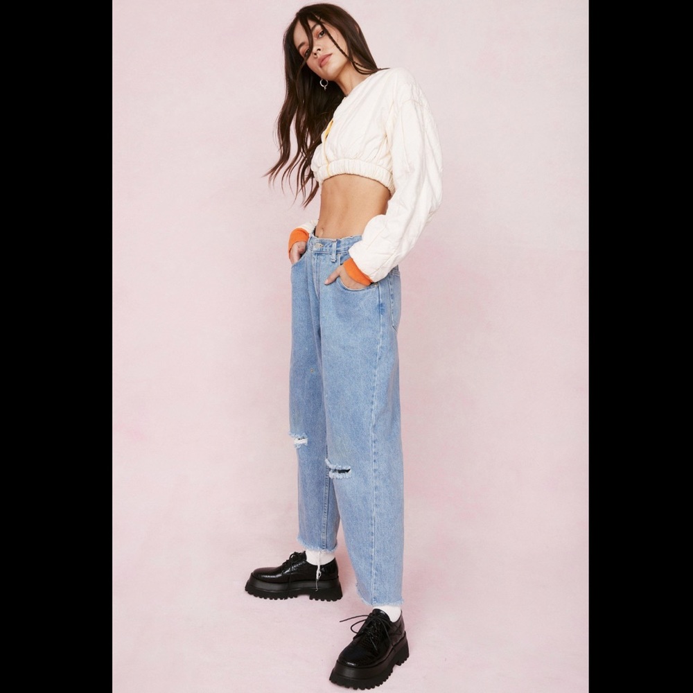 Nasty Gal Levi’s Straight Leg High Waisted Distressed Jeans